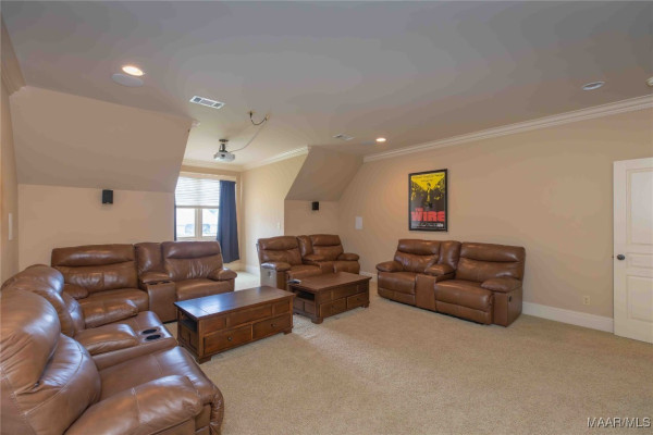 6224 HUNTERS Grove