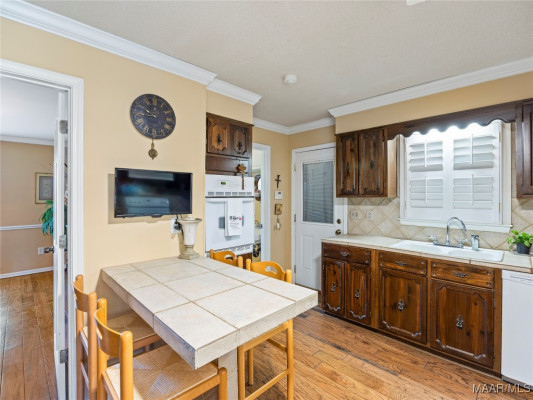 2055 Ray Thorington Road