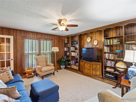 2055 Ray Thorington Road