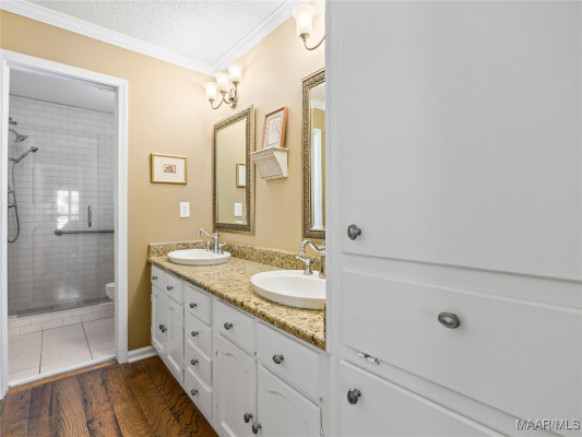 2055 Ray Thorington Road