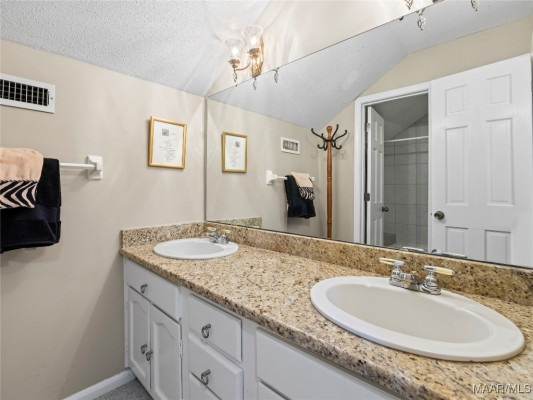 2055 Ray Thorington Road