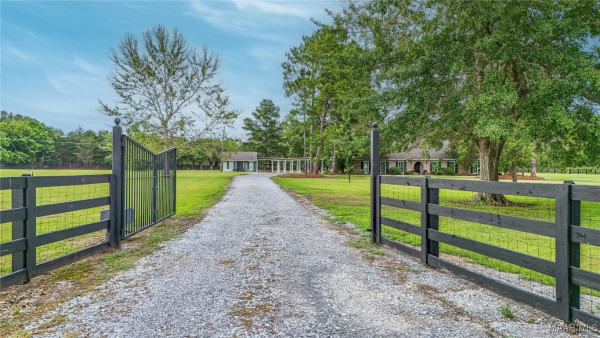 2055 Ray Thorington Road