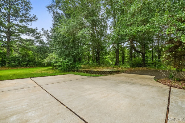 9171 VAUGHN Road
