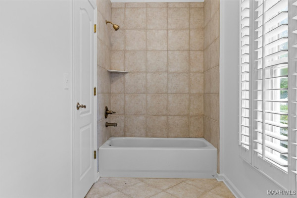 201 Laurel Springs Court