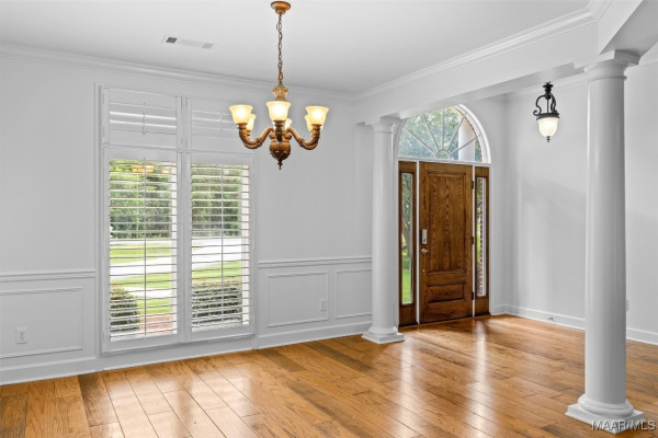 201 Laurel Springs Court