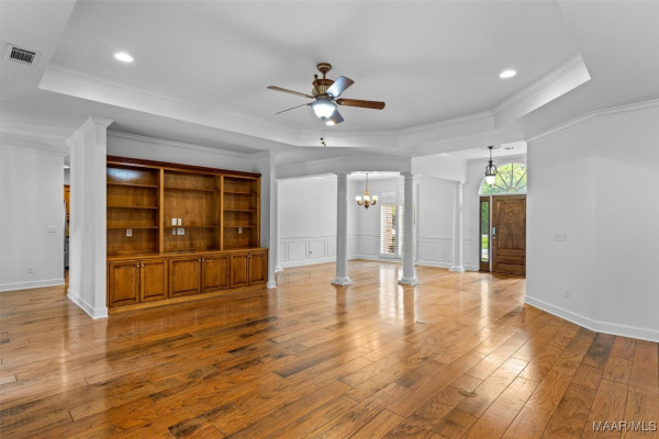 201 Laurel Springs Court