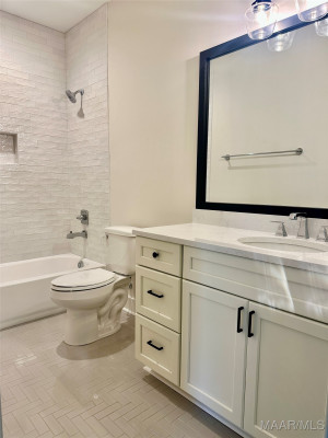 3906 Turning Leaf Lane