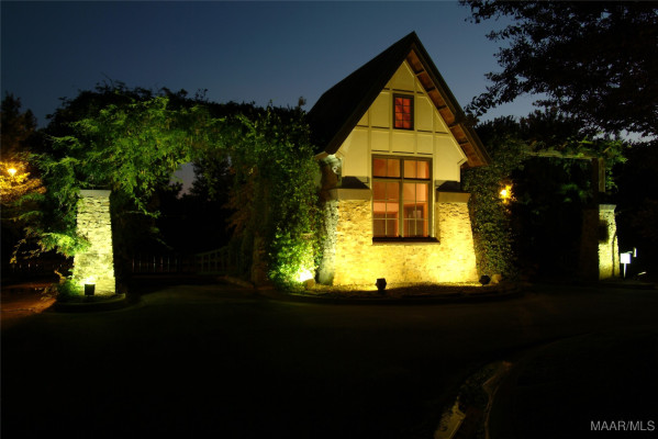 3906 Turning Leaf Lane