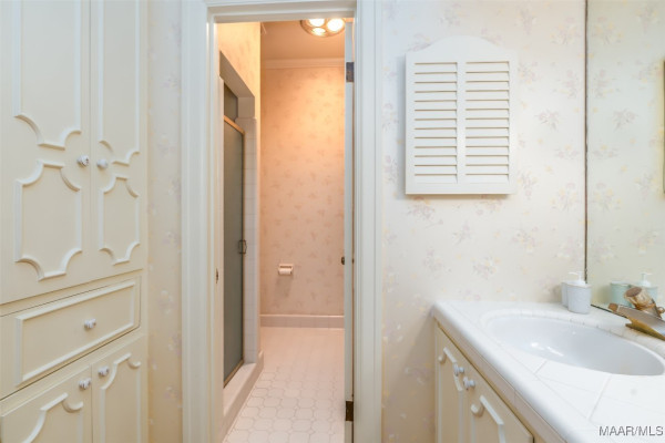 2722 Lansdowne Drive