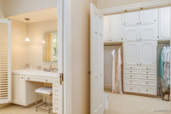 2722 Lansdowne Drive