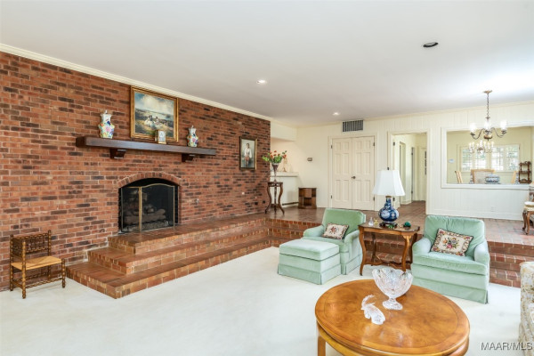 2722 Lansdowne Drive