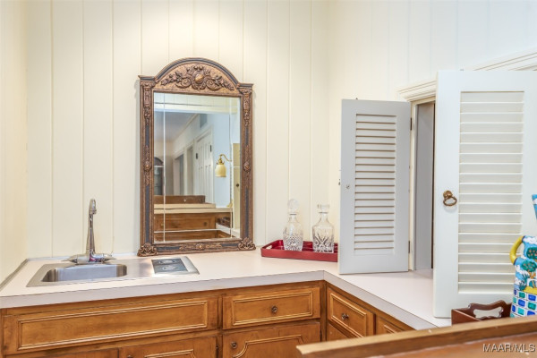 2722 Lansdowne Drive