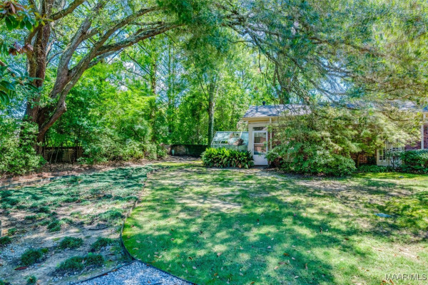 2722 Lansdowne Drive