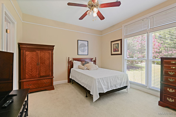 3857 LLYDE Lane