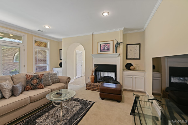 3857 LLYDE Lane