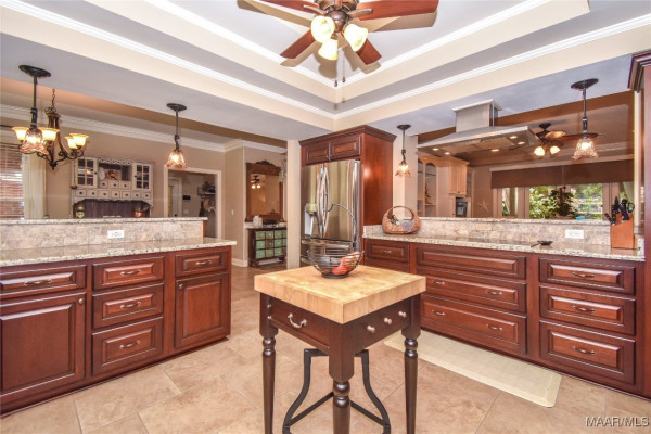 230 MAGNOLIA Place