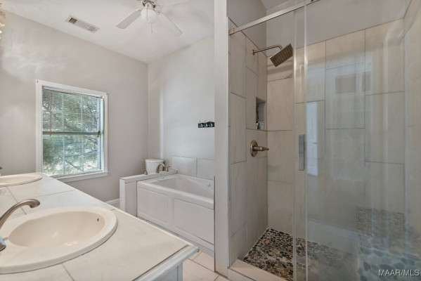 2011 GlenForest Drive