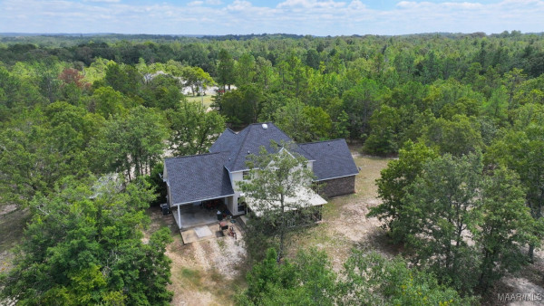 2011 GlenForest Drive