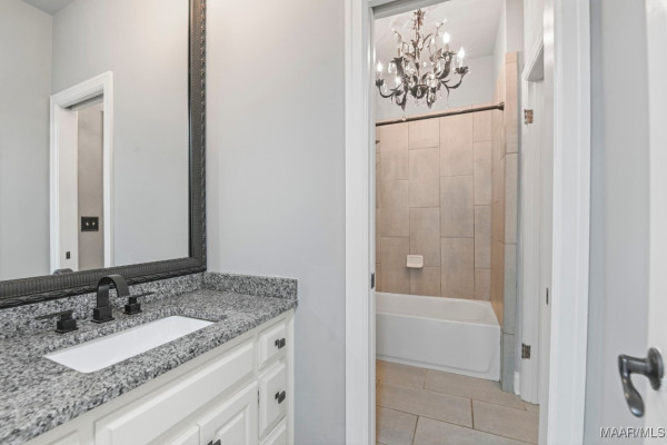 7863 Lakeridge Drive