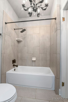 7863 Lakeridge Drive