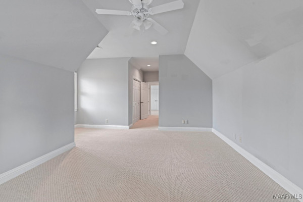 7863 Lakeridge Drive