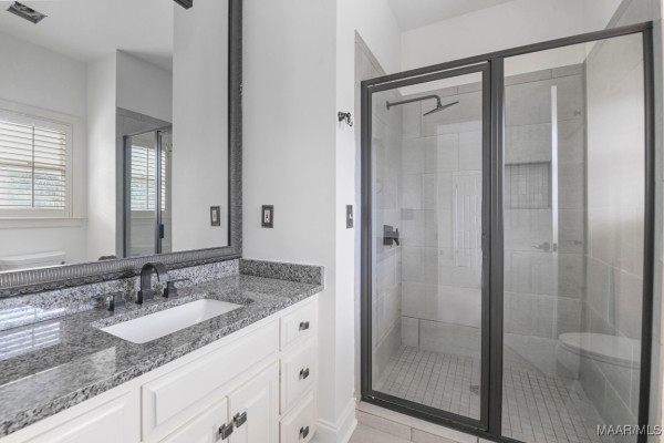 7863 Lakeridge Drive