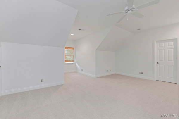 7863 Lakeridge Drive