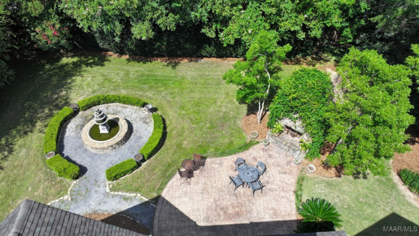 7863 Lakeridge Drive