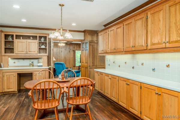 1519 OLD MCGEHEE Road