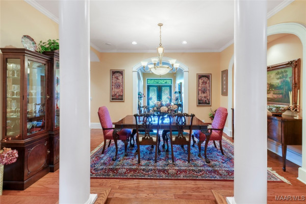 2238 Vaughn Lane