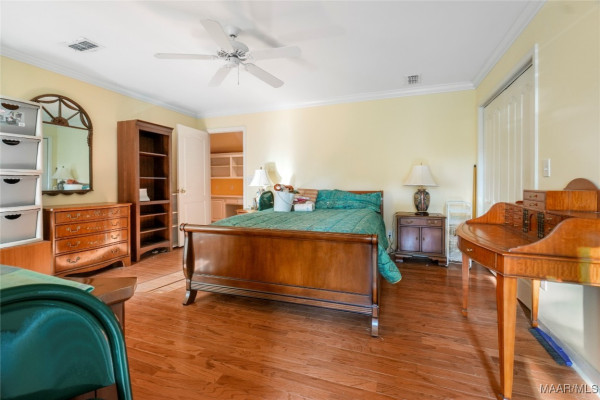 2238 Vaughn Lane