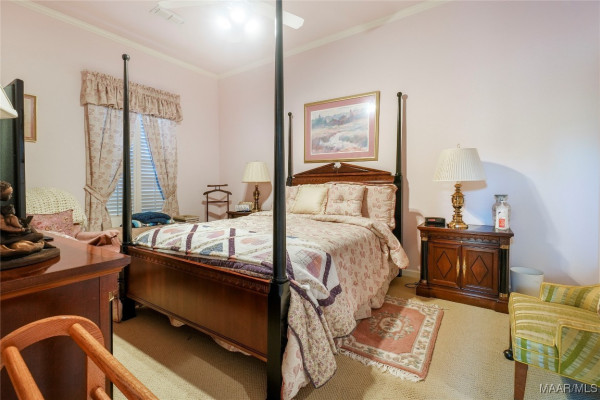 2238 Vaughn Lane