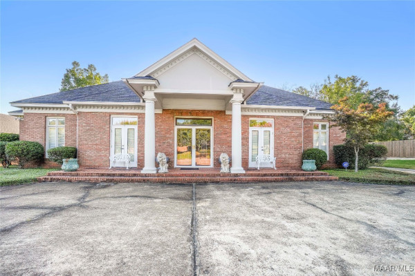 2238 Vaughn Lane