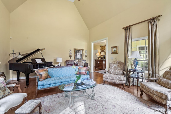 40 Watson Circle