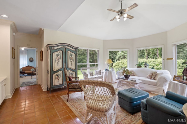 40 Watson Circle