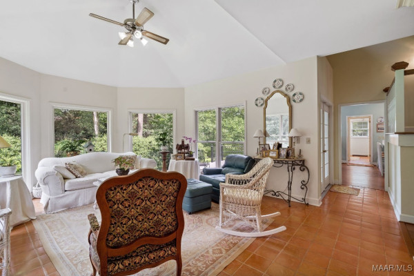 40 Watson Circle