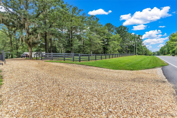13884 Old Pike Road