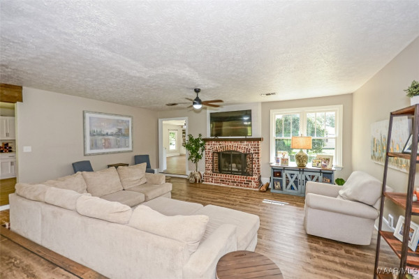 201 Mockingbird Lane