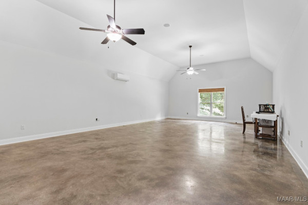 6313 Philadelphia Hill