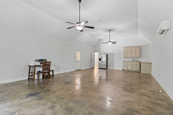 6313 Philadelphia Hill