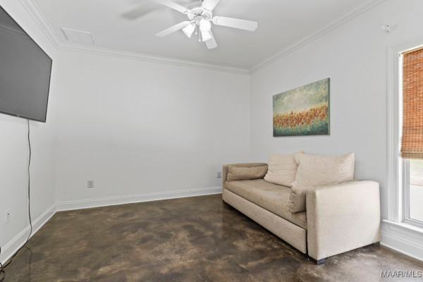 6313 Philadelphia Hill