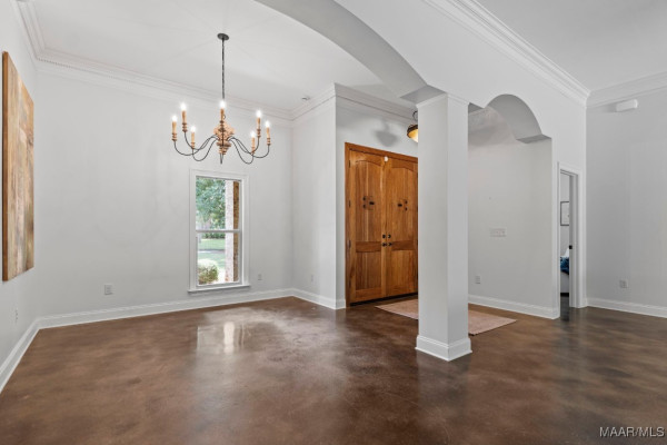 6313 Philadelphia Hill