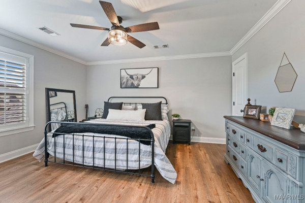101 OAK RIDGE Court