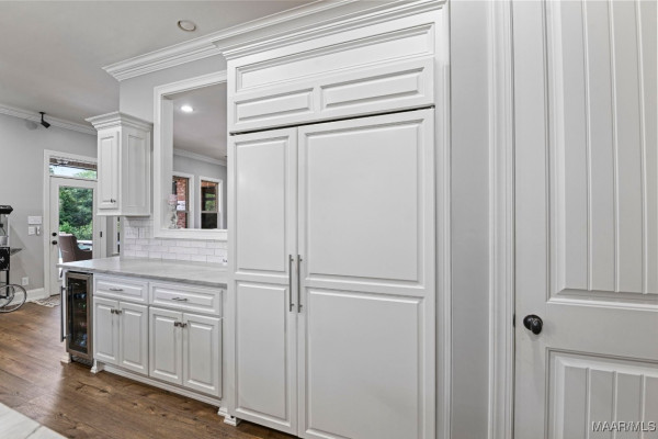 101 OAK RIDGE Court