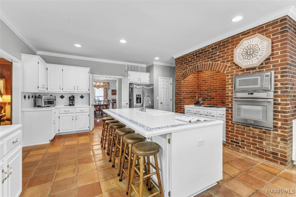 801 Wynwood Drive