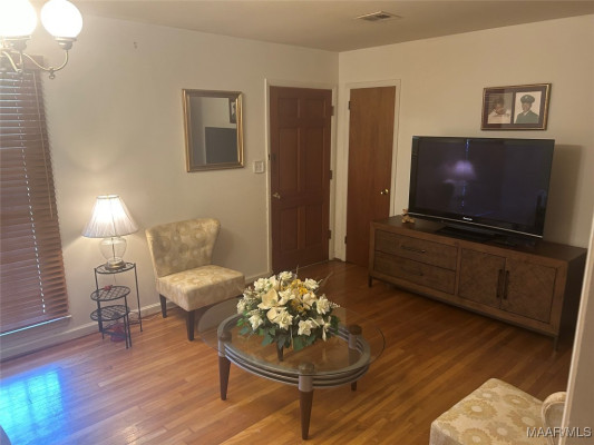 3406 Mobile Drive
