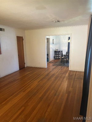 3606 Cambridge Road