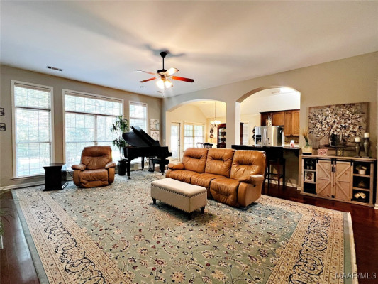9089 Black Cherry Trail