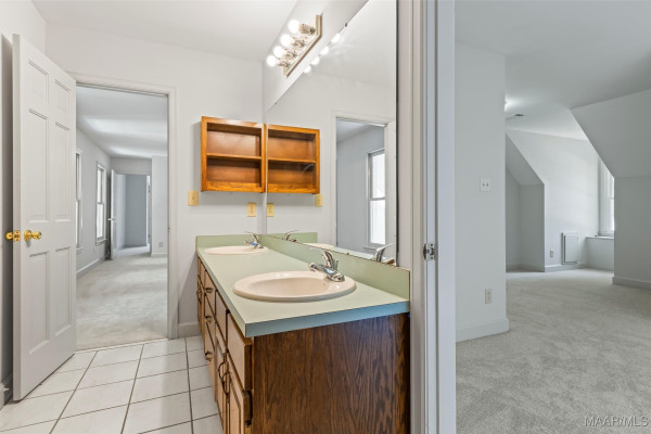 1411 Meriwether Road