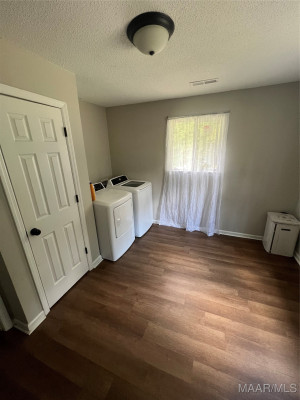 1270 County Road 87 Road